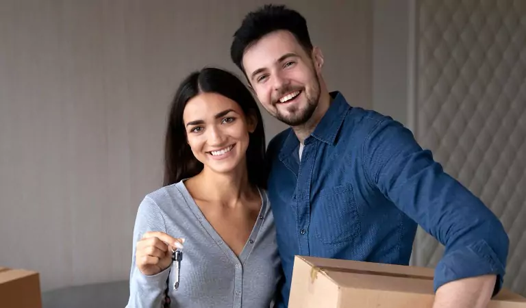 couple just reached at their new house